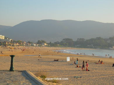 Playa de Panx�n - Nigr�n. 