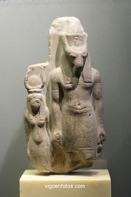 Egipto y civilizaciones. Museo Louvre (Interiores) - Mus�e du Louvre - Par�s - Viaje. Fotos e im�genes de Par�s.. 