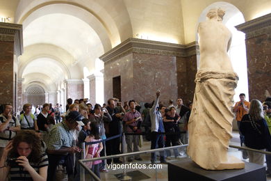 Museo Louvre (Interiores) - Musée du Louvre - París - Viaje. Fotos e imágenes de París..