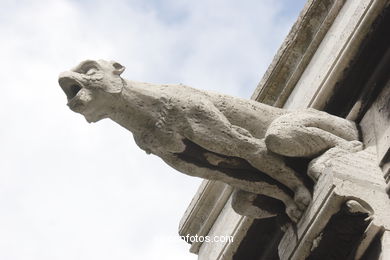 Gargoyles of Sacré Coeur - Basilique du Sacré-Coeur - Montmartre - Paris - Images and pics of travels and trips. France.