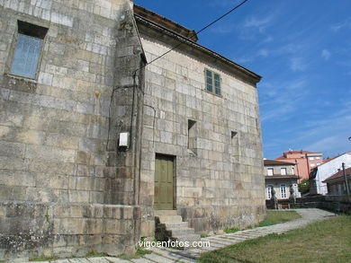 Iglesia Santiago Apostol. 