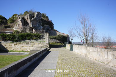 Penedo da Vela y Castillo. 