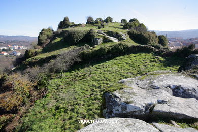 Penedo da Vela y Castillo. 