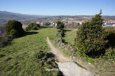 Penedo da Vela y Castillo. 