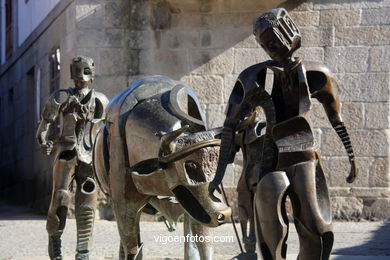 Escultura da Festa do Boi. 