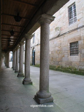 EL CASCO HISTÓRICO  DE BAIONA