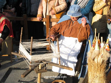 TALLERES DE ARTESANOS. FIESTA DE LA ARRIBADA - BAIONA