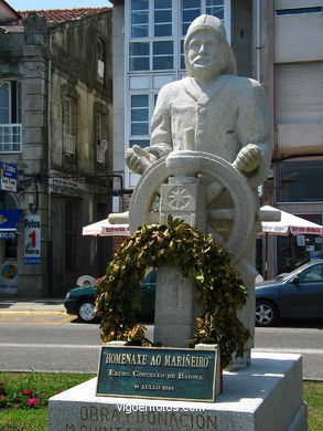 Homenaje al marinero . (2004)