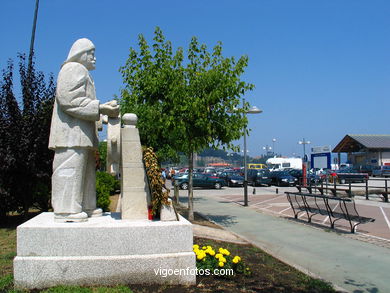 Homenaje al marinero . (2004)