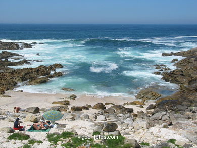 PLAYA OS FRADES DE BAIONA