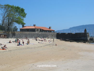 PLAYA RIBEIRA DE BAIONA