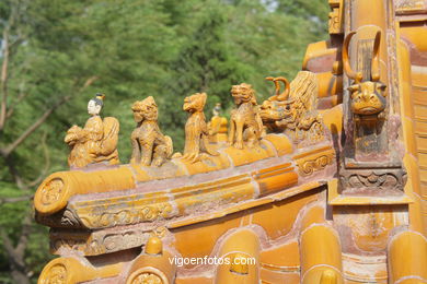 Beihai - Imperial Gardens.