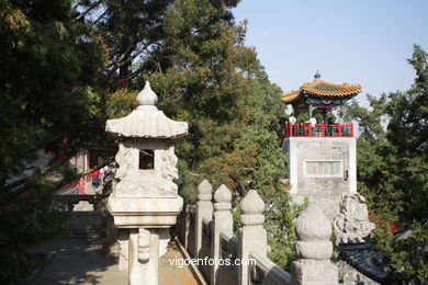 Beihai - Imperial Gardens. 