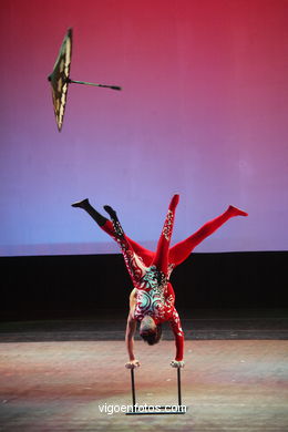 Spectacle of Acrobatics.