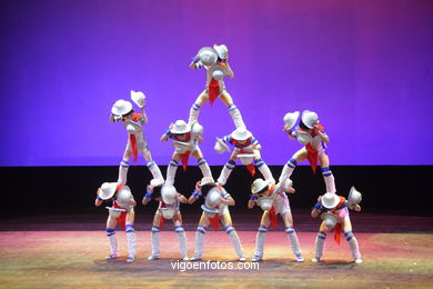 Spectacle of Acrobatics.