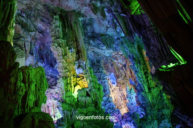 Cueva Flauta de Caa. 