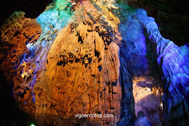 Reed Flute Cave. 