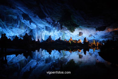 Cueva Flauta de Caa. 