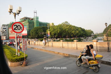 Ruas e ambiente da Guilin . 