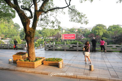 Ruas e ambiente da Guilin . 