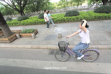 Calles y ambiente de la Guilin. 