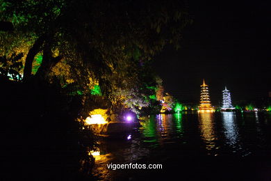 Pagodas in Lake Shanshu.. 