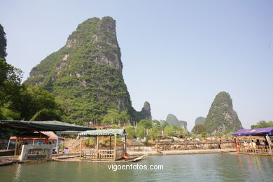 Tour boat bamboo. 