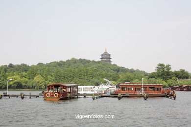 Lago Oeste - West Lake (xi Hu) . 