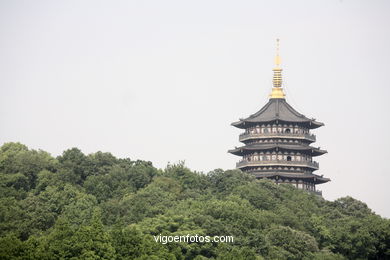 Lago Oeste - West Lake (xi Hu). 