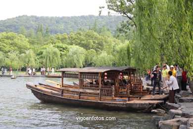 Lago Oeste - West Lake (xi Hu) . 