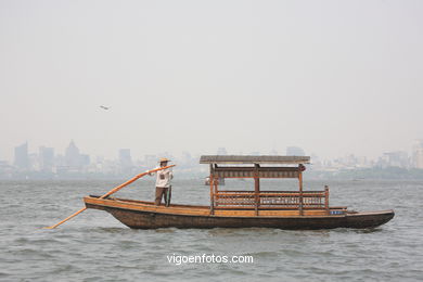 Lago Oeste - West Lake (xi Hu) . 