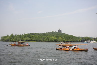 Lago Oeste - West Lake (xi Hu). 