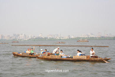 Lago Oeste - West Lake (xi Hu). 