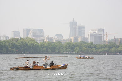 Lago Oeste - West Lake (xi Hu). 