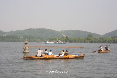 Lago Oeste - West Lake (xi Hu). 