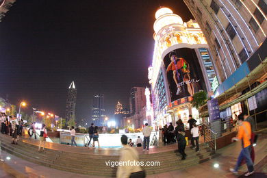 Calle comercial Nanjing. 