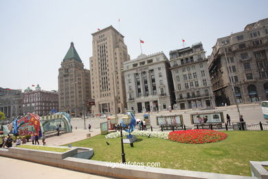 Rascacielos. The Bund.. 