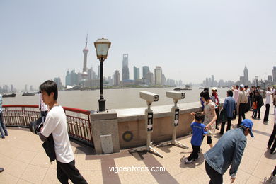 Wolkenkratzer. Skyline Shanghai. 