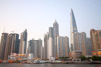 Wolkenkratzer. Skyline Shanghai. 