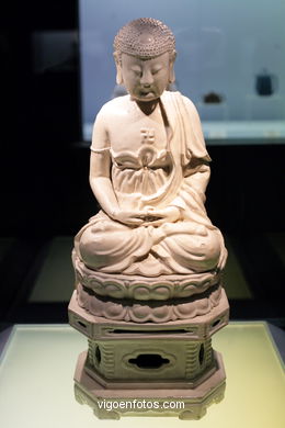 Shanghai Museum. 