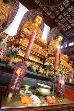 Jade Buddha Temple. 