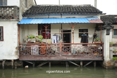 Canais de Suzhou . 