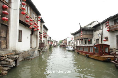 Canais de Suzhou . 