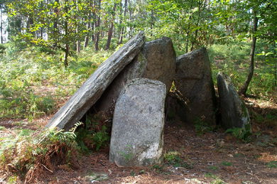 MEGALITOS - EDAD DE PIEDRA