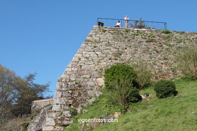 SPAIN CASTLES: VIGO CASTLE 