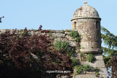 CASTILLOS DE ESPAÑA: PRIMERA MURALLA CASTILLO DEL CASTRO. SIGLO XVII