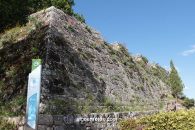 CASTILLOS DE GALICIA: SEGUNDA MURALLA CASTILLO DEL CASTRO. SIGLO XVII