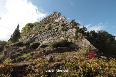 CASTILLOS DE GALICIA: SEGUNDA MURALLA CASTILLO DEL CASTRO. SIGLO XVII