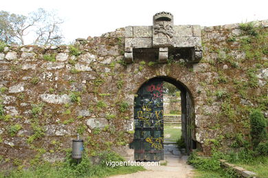 SPAIN CASTLES: VIGO CASTLE 