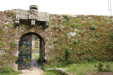 CASTILLOS DE GALICIA: SEGUNDA MURALLA CASTILLO DEL CASTRO. SIGLO XVII